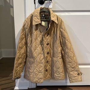 Brand new with Tags Burberry jacket size M for Women